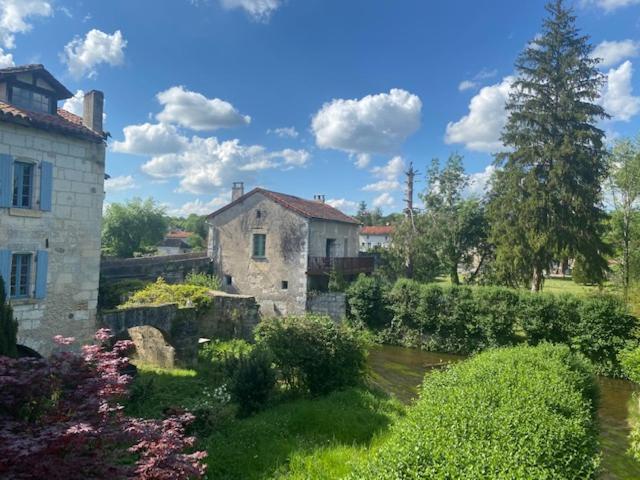 Hostellerie Les Griffons Bourdeilles Εξωτερικό φωτογραφία