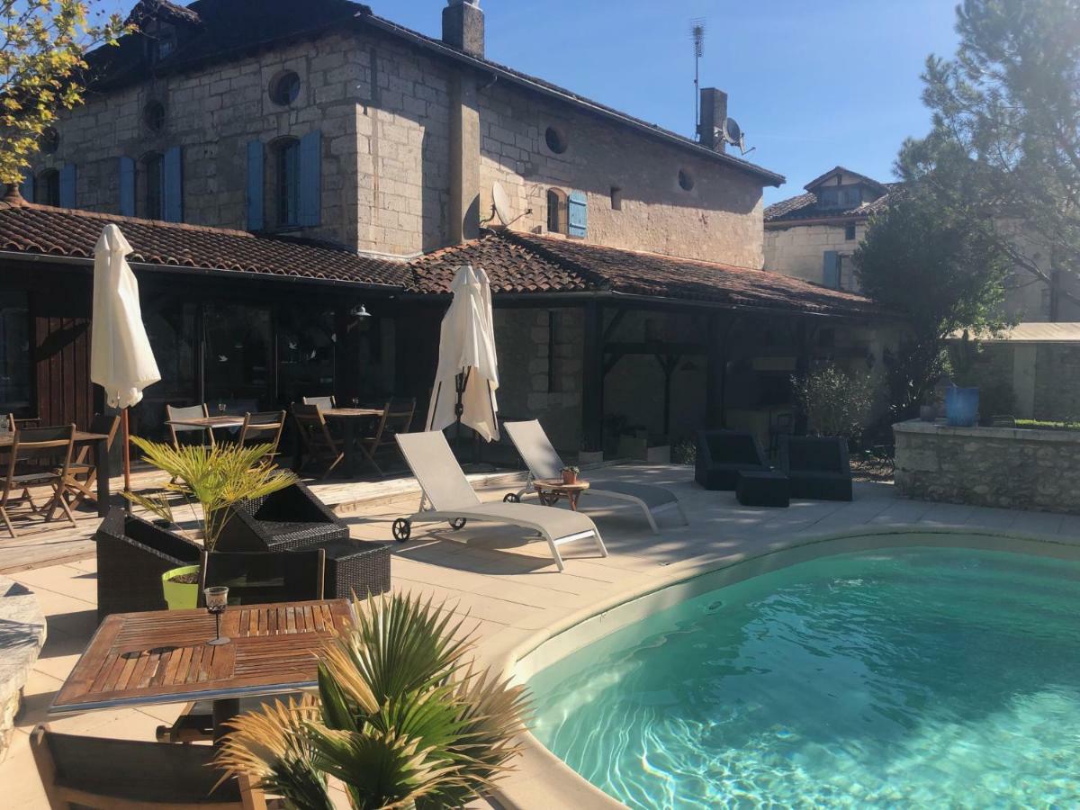 Hostellerie Les Griffons Bourdeilles Εξωτερικό φωτογραφία