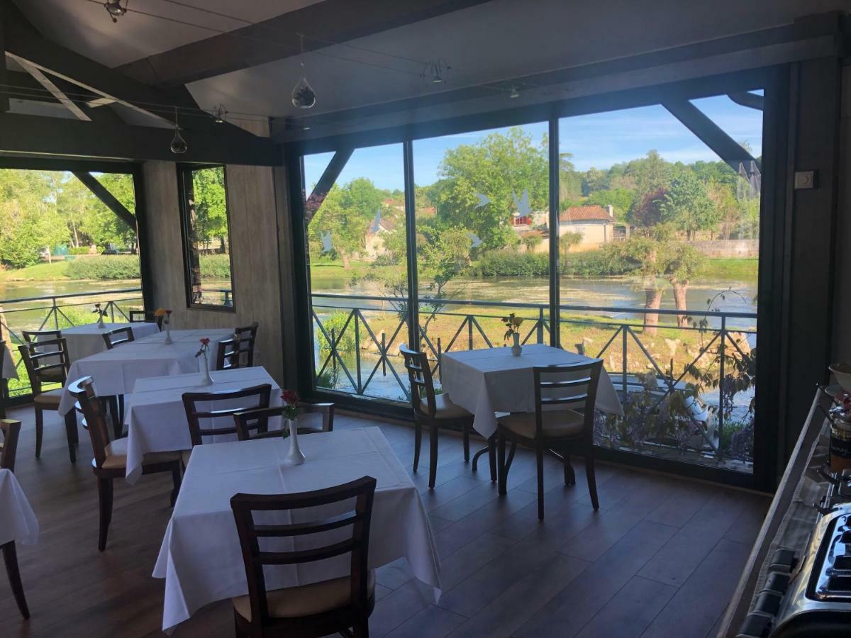 Hostellerie Les Griffons Bourdeilles Εξωτερικό φωτογραφία